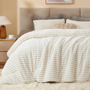 Fleece Queen Comforter Set, Super Soft and Warm with 2 Pillowcases, Cream White Luxury Bedding for Winter